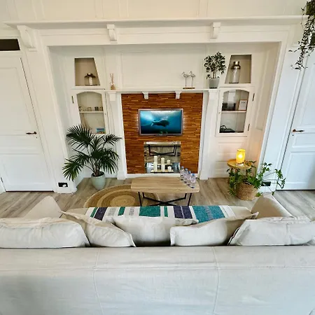 Appartamento De Charme Avec Balcon - Les Iris *